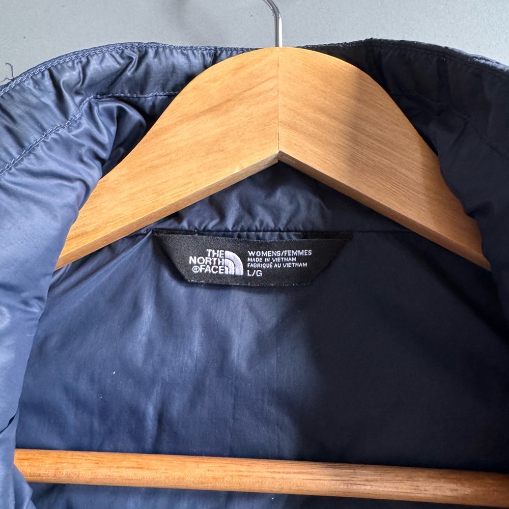 The North Face Thermoball Vest - never worn - Picture 3 of 10